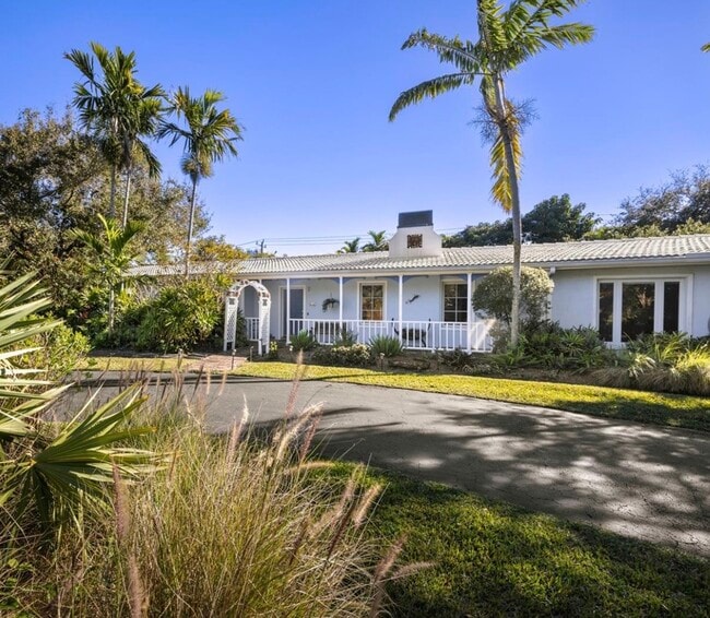 7290 SW 77th Ter in Miami, FL - Building Photo - Building Photo
