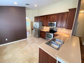 10033 Silmarien St in Orlando, FL - Building Photo - Building Photo