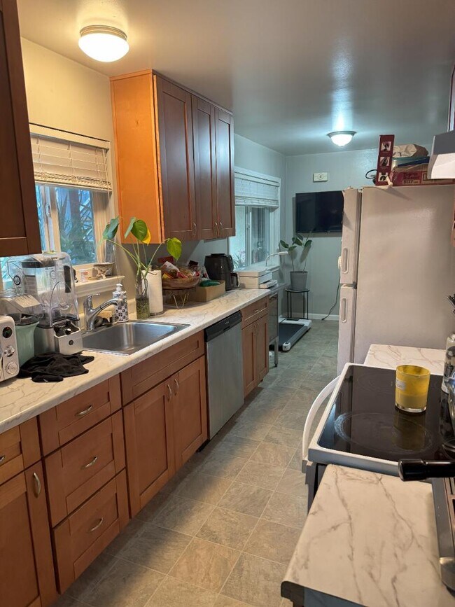 1500 S White Rd in San Jose, CA - Building Photo - Building Photo