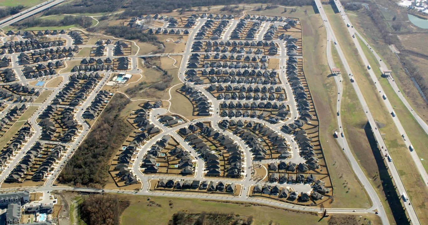 Carmel Creek in Hutto, TX - Building Photo