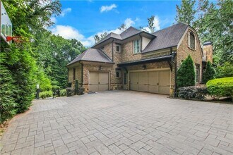 5265 Peachtree Dunwoody Rd NE in Atlanta, GA - Building Photo - Building Photo