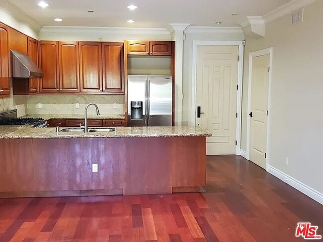 1135 S Shenandoah St in Los Angeles, CA - Building Photo - Building Photo