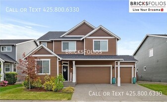 17611 28th Avenue Ct E in Tacoma, WA - Building Photo