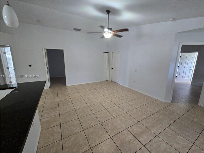 4876 30th Ave in Vero Beach, FL - Building Photo - Building Photo