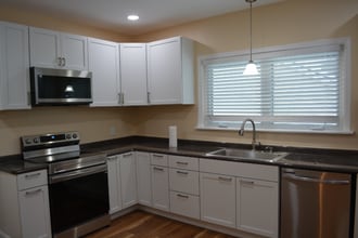 225 Thieme Pl in Utica, NY - Foto de edificio - Building Photo