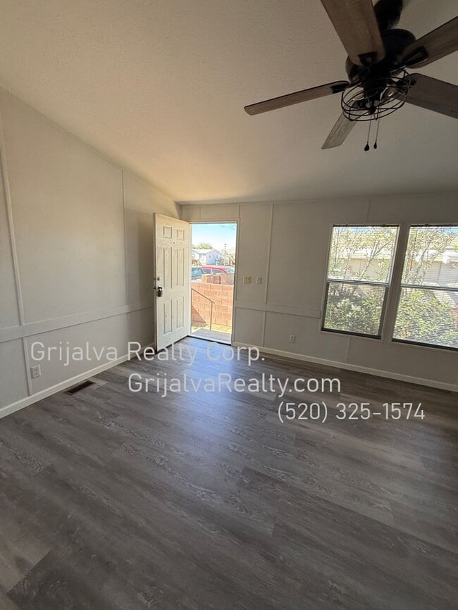 6237 E Thunder River Dr in Tucson, AZ - Building Photo - Building Photo