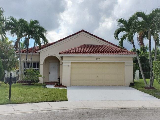 property at 777 Tanglewood Cir