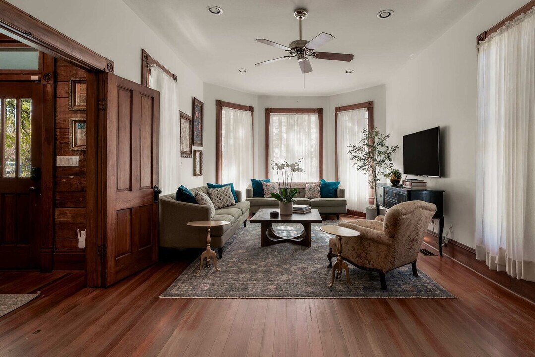 1116 W 10th St in Austin, TX - Building Photo