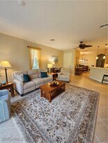 9211 Aviano Dr in Ft. Myers, FL - Building Photo