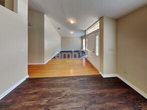 2106 Alfa Romeo Dr in Jacksonville, FL - Building Photo - Building Photo