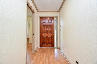 6533 Bayou Glen Rd in Houston, TX - Building Photo - Building Photo