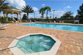 7501 Mourning Dove Cir in Kissimmee, FL - Foto de edificio - Building Photo