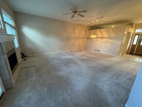 4403 Songglen Cir in Colorado Springs, CO - Foto de edificio - Building Photo