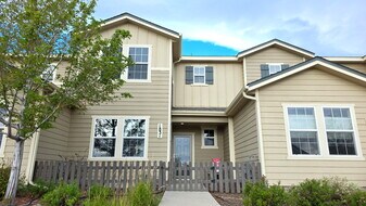 1831 Portland Gold Dr in Colorado Springs, CO - Building Photo