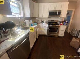 66 Bromfield Rd, Unit #1 in Somerville, MA - Building Photo
