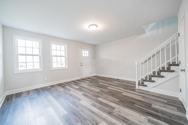 1435 Dartmouth Ave in Parkville, MD - Building Photo - Building Photo