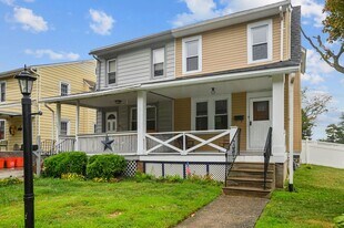 201 W Ashland Ave in Glenolden, PA - Building Photo