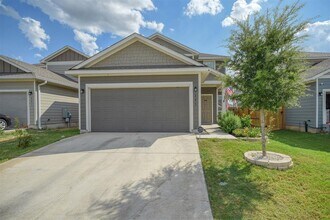 205 Driftwood Ln in Bastrop, TX - Building Photo - Building Photo