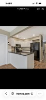 32 E Chisholm Crk St in Wichita, KS - Building Photo