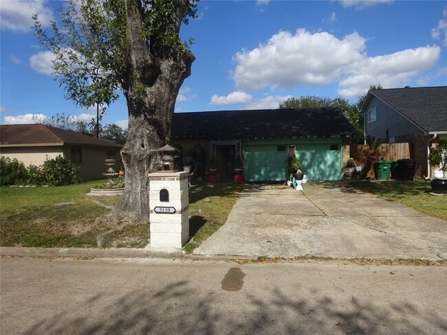 property at 5130 Wickview Ln