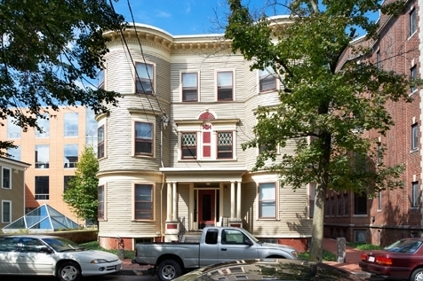 Harvard University Housing in Cambridge, MA - Building Photo