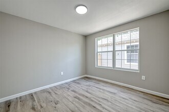 3274 Reeves St in Houston, TX - Building Photo - Building Photo