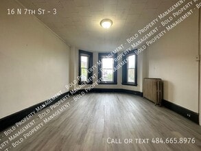 16 N 7th St in Lebanon, PA - Building Photo - Building Photo