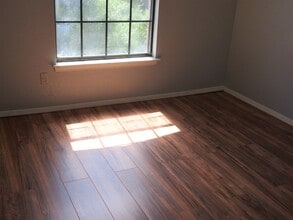 Conveniently Located Corner Lot Home! in Alamogordo, NM - Building Photo - Building Photo