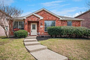 13336 Roadster Dr in Frisco, TX - Building Photo