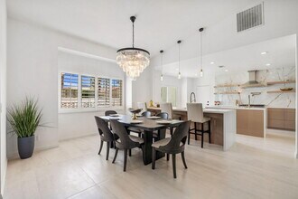 47215 Heliotrope Dr in Palm Desert, CA - Building Photo - Building Photo
