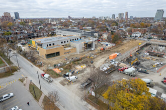 Block D in Toronto, ON - Building Photo - Building Photo