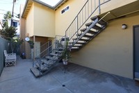 137 W Avenida Palizada in San Clemente, CA - Building Photo - Building Photo