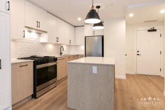 27249 Aldergrove Town Centre Dr in Langley, BC - Building Photo - Building Photo