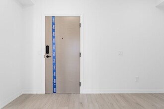 292 Dundas St W in Toronto, ON - Building Photo - Building Photo