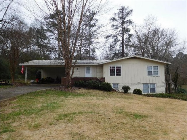 property at 140 Don Rich Dr