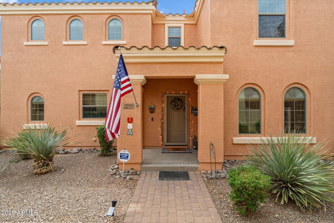 2110 S Seton Ave in Gilbert, AZ - Building Photo
