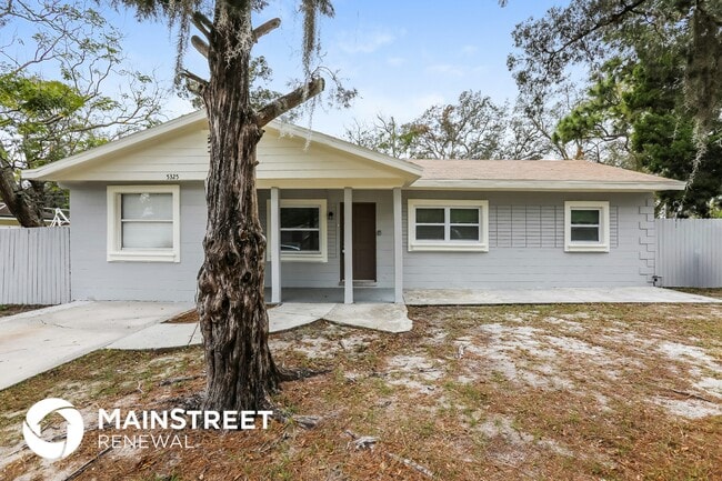 property at 5325 Bonnie Brae Cir