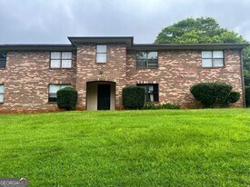 59 Sloan St in Mcdonough, GA - Building Photo
