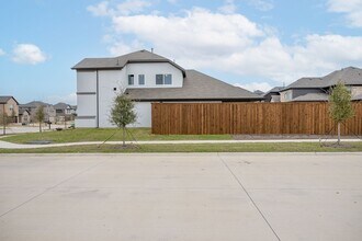 9322 Middle Ground Place in Frisco, TX - Building Photo - Building Photo