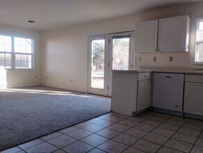 631A N Springfield St in St James, MO - Building Photo - Building Photo