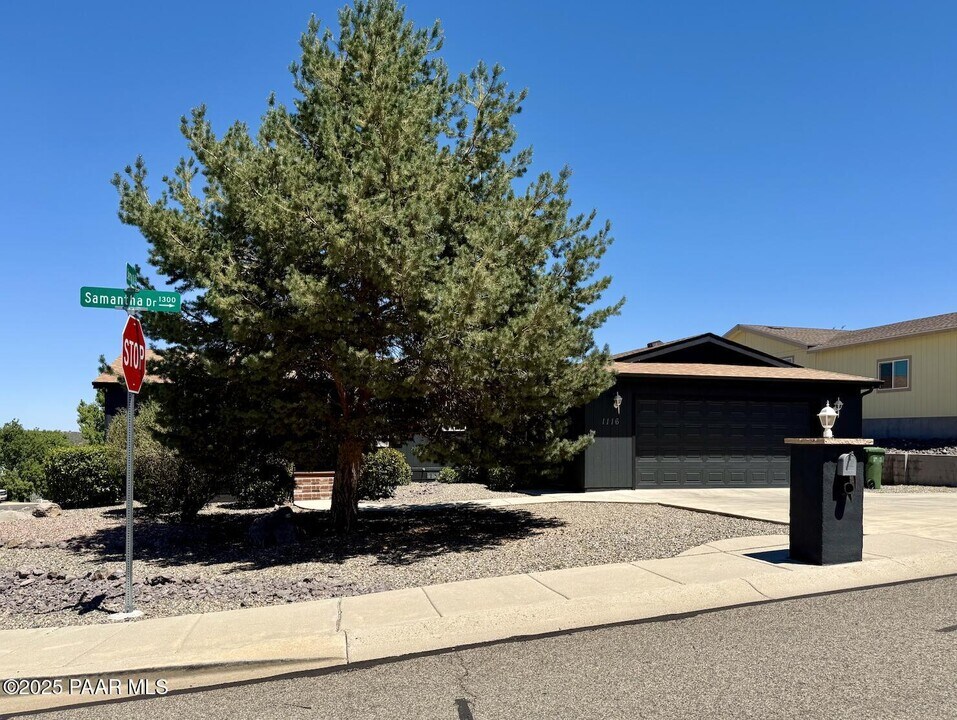 1116 Samantha St in Prescott, AZ - Building Photo