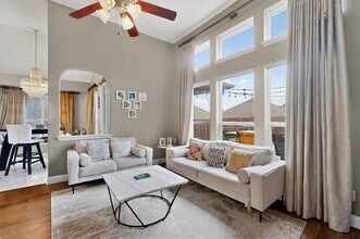 2345 Fountain Gate Dr in Little Elm, TX - Building Photo - Building Photo