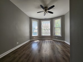 7311 S Dorchester Ave in Chicago, IL - Building Photo - Building Photo
