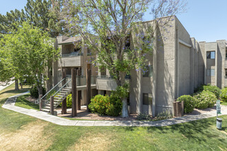 Scottsdale Springs Condominiums in Scottsdale, AZ - Building Photo - Building Photo