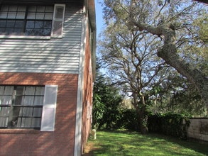 12780 N 57th St in Tampa, FL - Building Photo - Building Photo