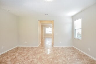 6842 Little Blue Ln in Harmony, FL - Foto de edificio - Building Photo