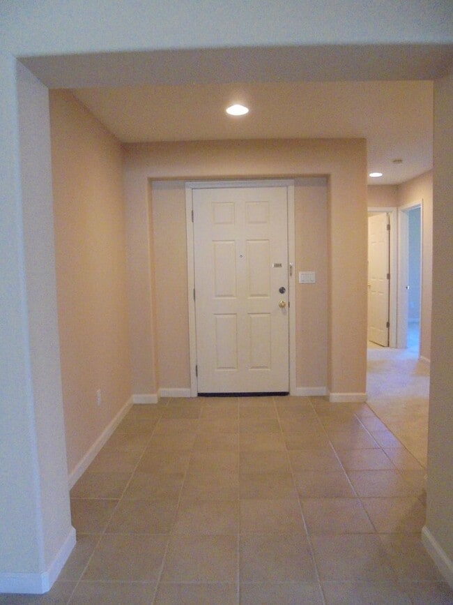 4518 Avondale Cir in Fairfield, CA - Building Photo - Building Photo