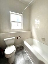 18 Winslow Rd, Unit 1 in Brookline, MA - Building Photo - Building Photo