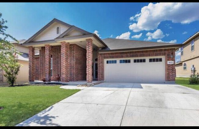 9819 Wolff Run in Converse, TX - Building Photo - Building Photo
