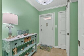 8776 Midnight Pass Rd in Sarasota, FL - Building Photo - Building Photo